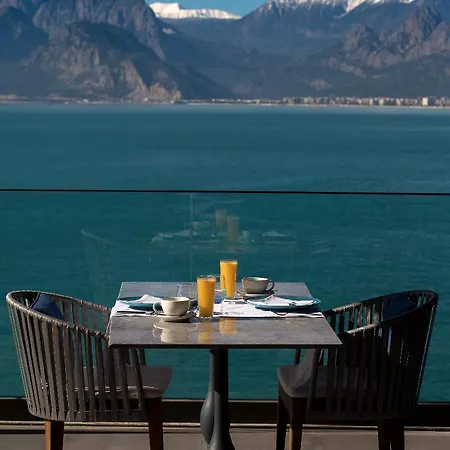Perge Hotel 4*