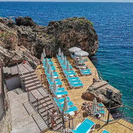 Perge Hotel